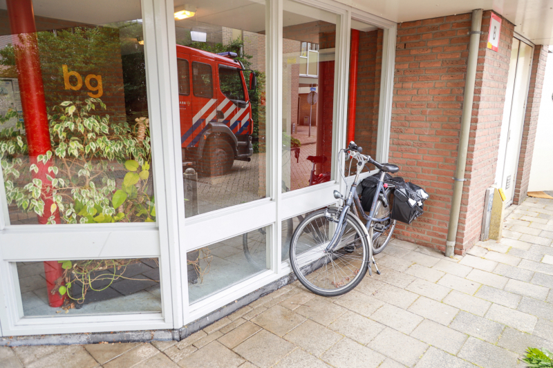 Verdieping blank door waterlek in woning