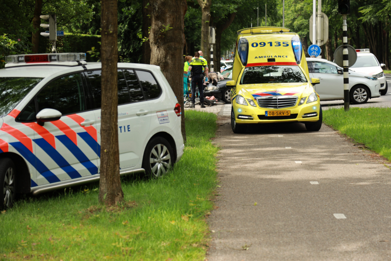 Overstekende fietser aangereden