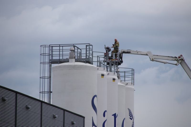 Bedrijfspand SanoRice ontruimd door brand