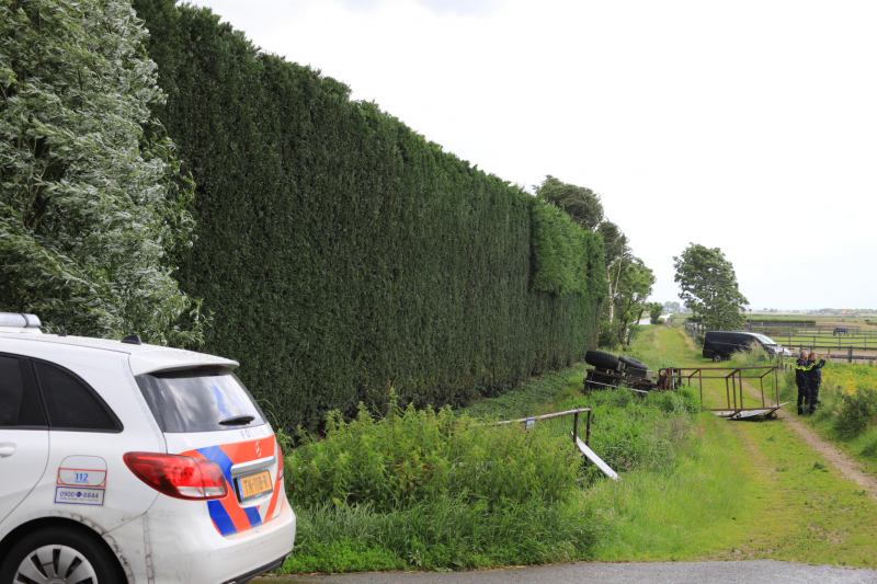 Persoon ernstig gewond bij snoeiwerkzaamheden