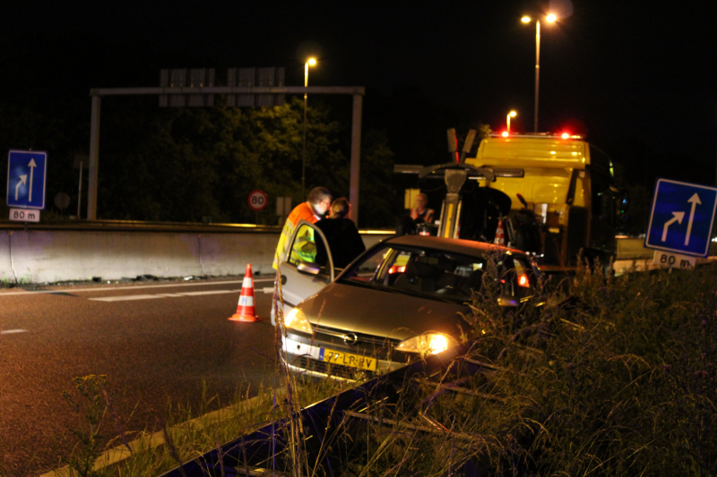 Opnieuw auto uit de bocht gevlogen