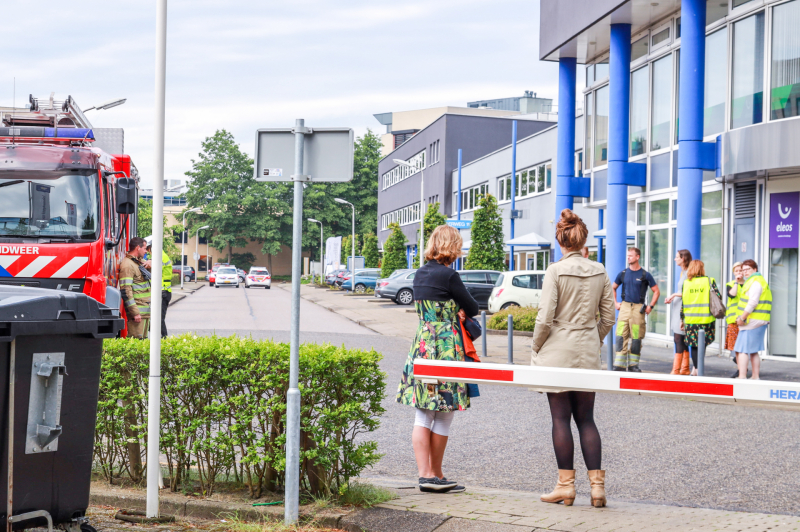 Bedrijf ontruimd na gaslucht