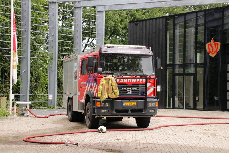 Herdenking omgekomen brandweerlieden bij kazerne Maarsbergen