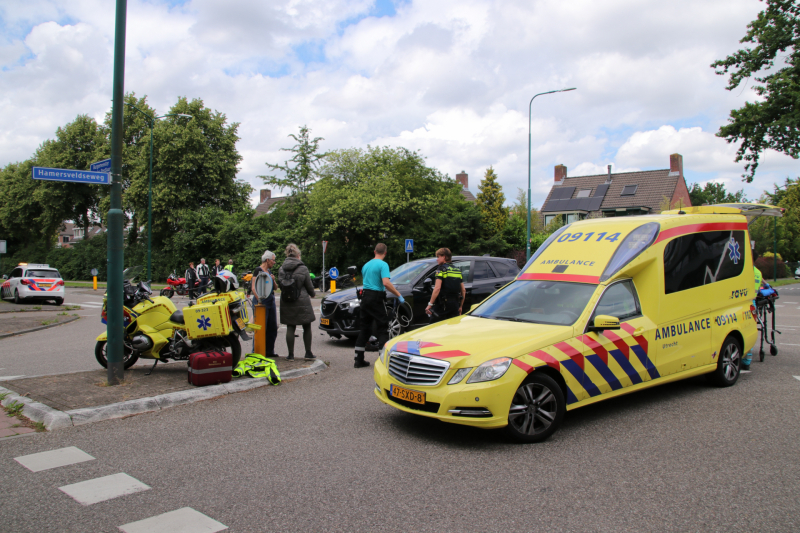 Motorrijder gewond bij botsing met een auto