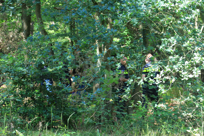 Stoffelijk overschot aangetroffen in bos