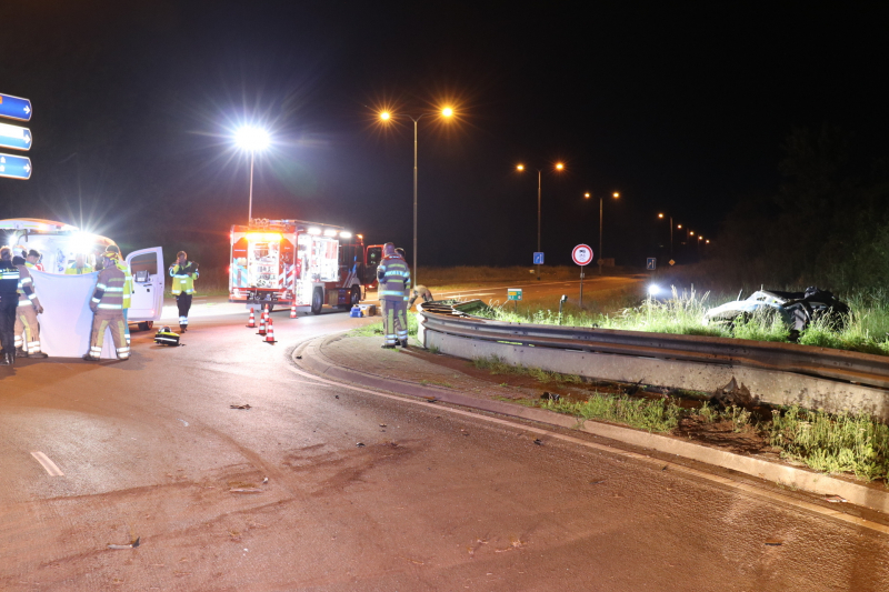 Bestuurder zwaargewond na lancering