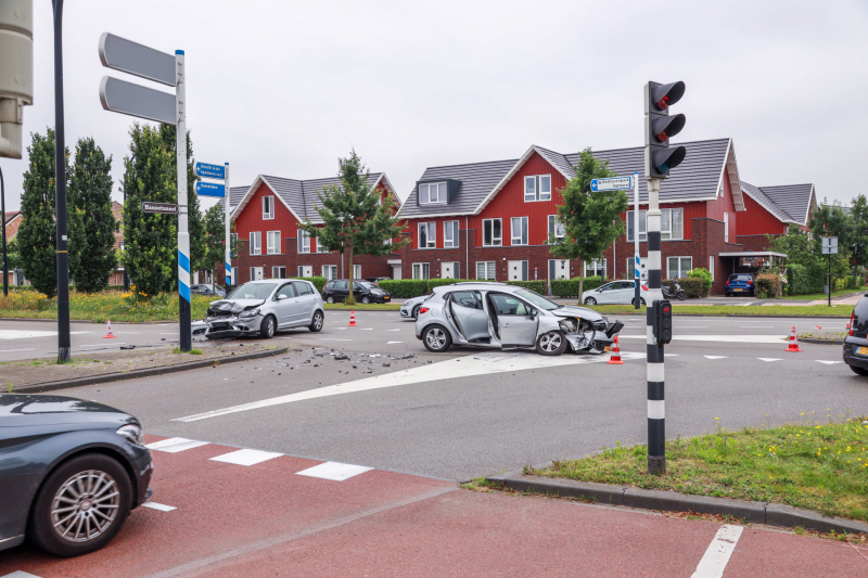 Veel schade bij aanrijding