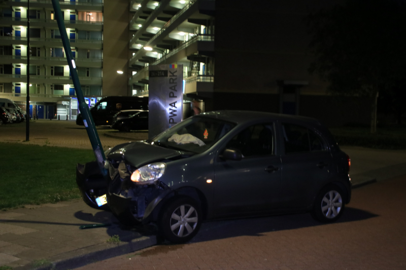 Auto total loss na uitwijkmanoeuvre