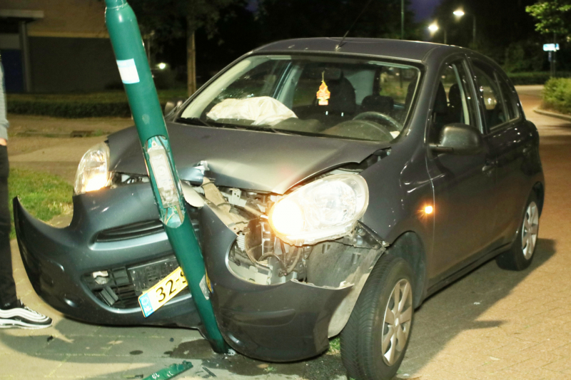 Auto total loss na uitwijkmanoeuvre