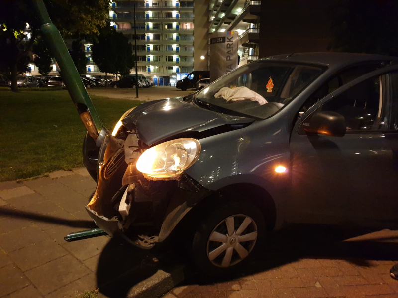 Auto total loss na uitwijkmanoeuvre