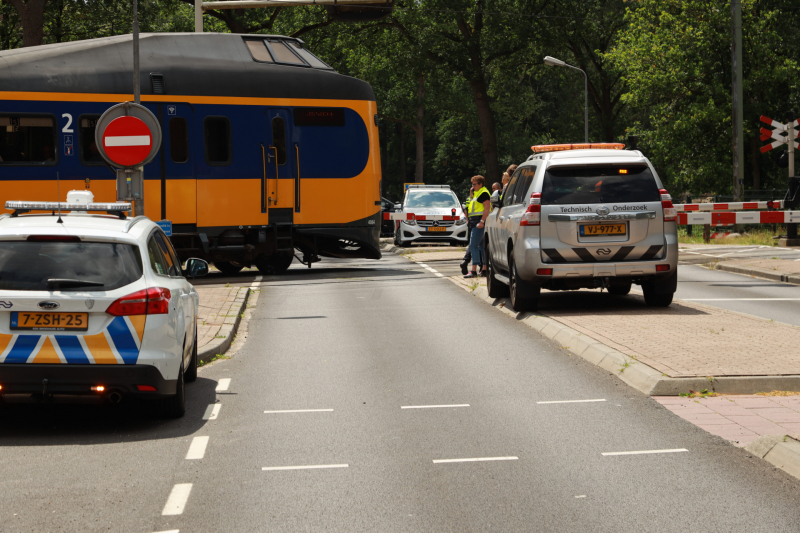 Geen treinen door aanrijding met persoon