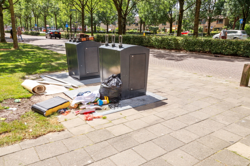 Afvaldumping loopt de spuigaten uit