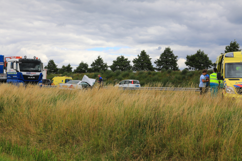 Snelweg afgesloten na ongeval