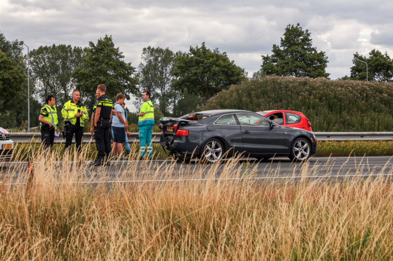 Snelweg afgesloten na ongeval