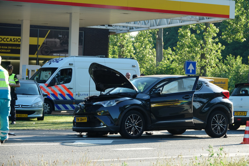 Vier gewonden bij aanrijding
