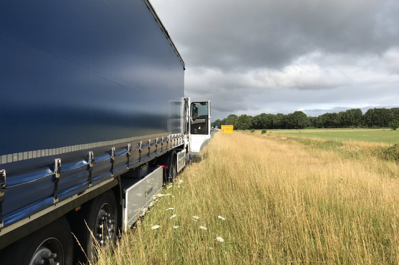 Truck met luchtproblemen stilgevallen