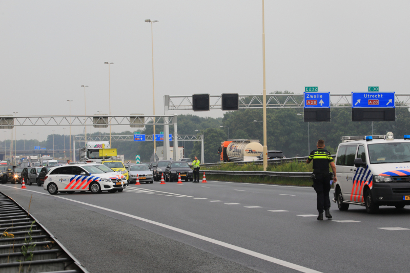 Knooppunt Hoevelaken dicht na ongeval