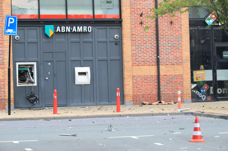 Plofkraak ABN AMRO pinautomaat
