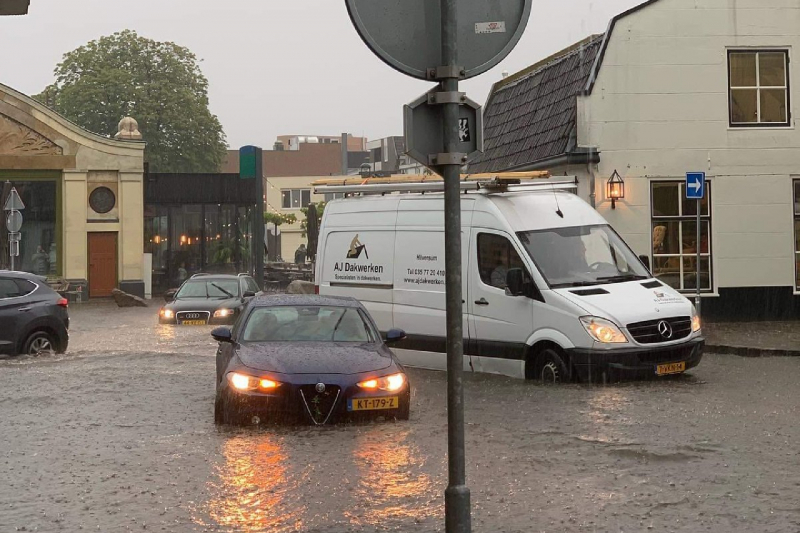 Fikse wateroverlast in mediastad door regenbuien