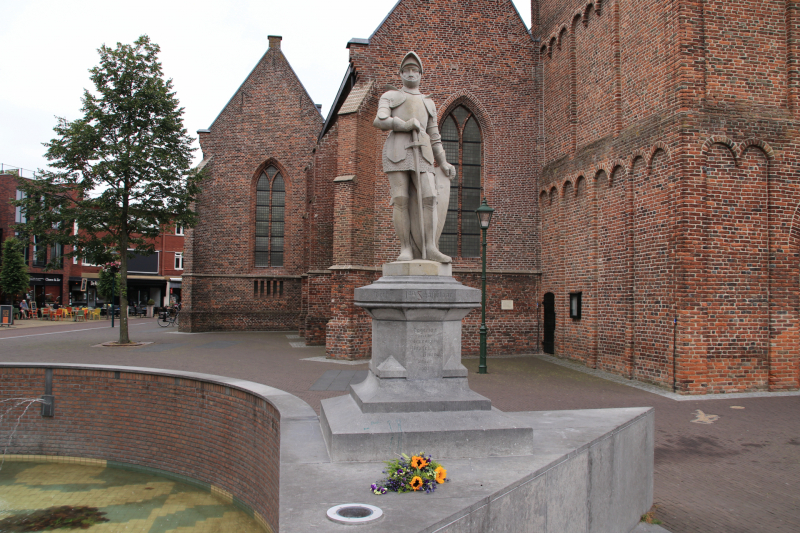 Sterfdag nationale held Jan van Schaffelaar