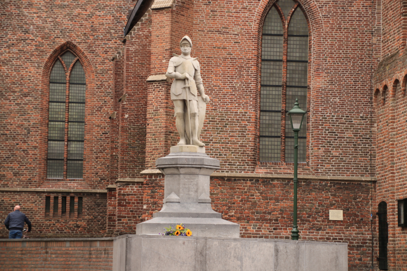 Sterfdag nationale held Jan van Schaffelaar