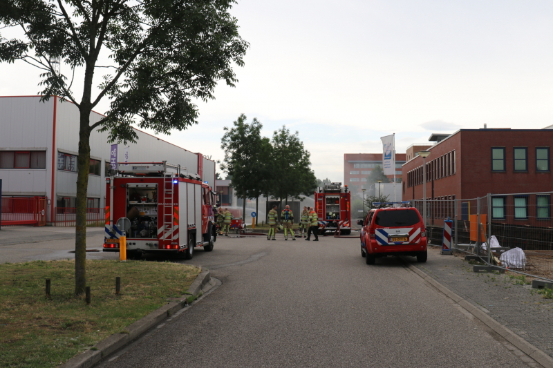 Veel rook bij brand stroomhuis