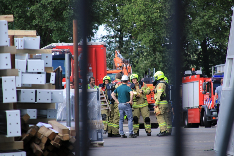 Zoutzuur afsluiter afgebroken in bedrijfshal