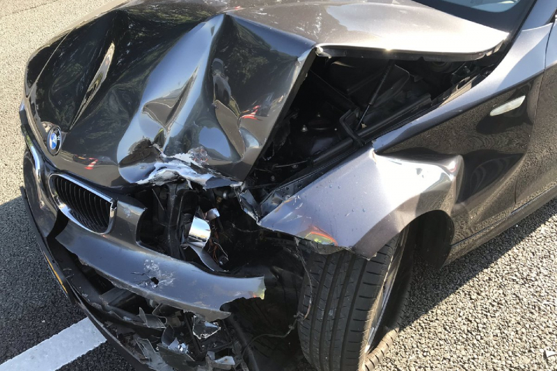 Flinke schade en lange files na ongeval