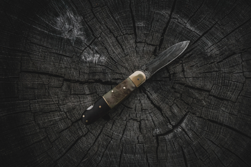 Dader verwond zichzelf bij steekpartij