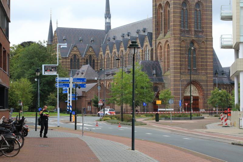 Verdacht pakketje gevonden bij Sint Vituskerk