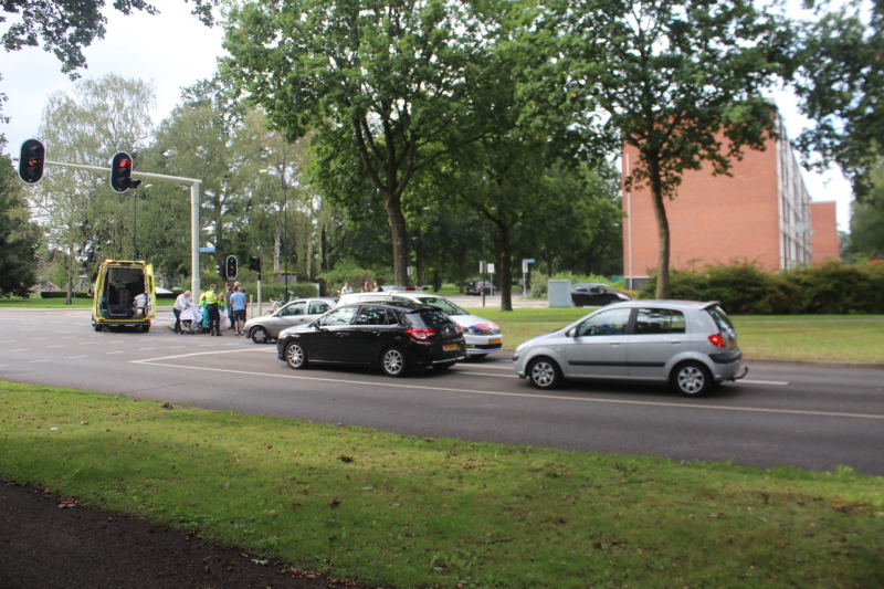Fietser gewond na aanrijding met auto