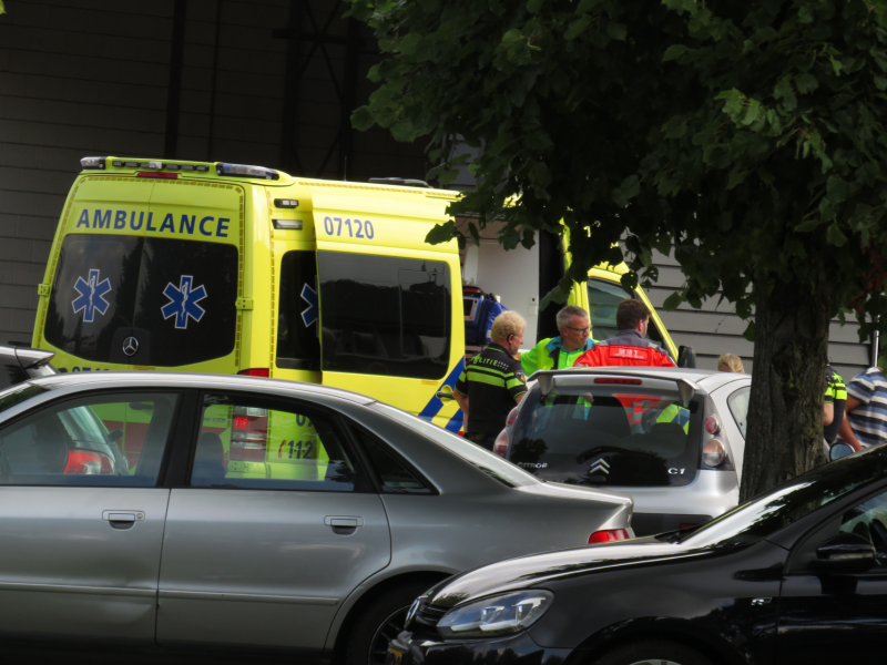 Kind gewond na val uit raam