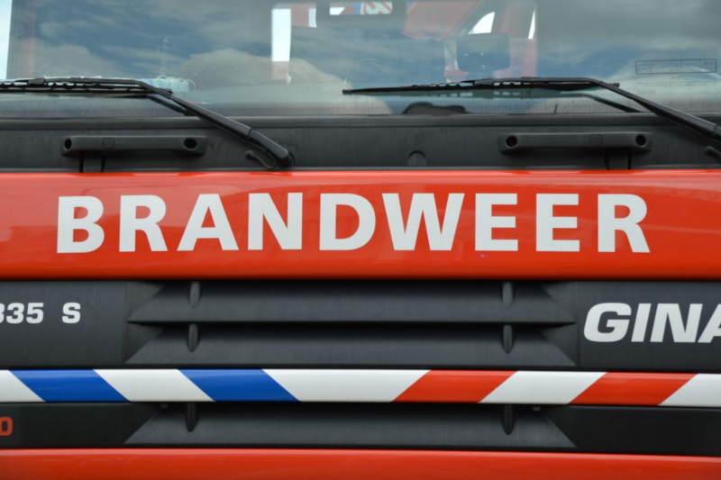 Auto volledig uitgebrand
