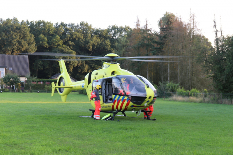 Personen vermist bij flinke brand in pand Leger des Heils