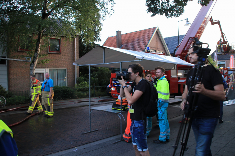 Personen vermist bij flinke brand in pand Leger des Heils