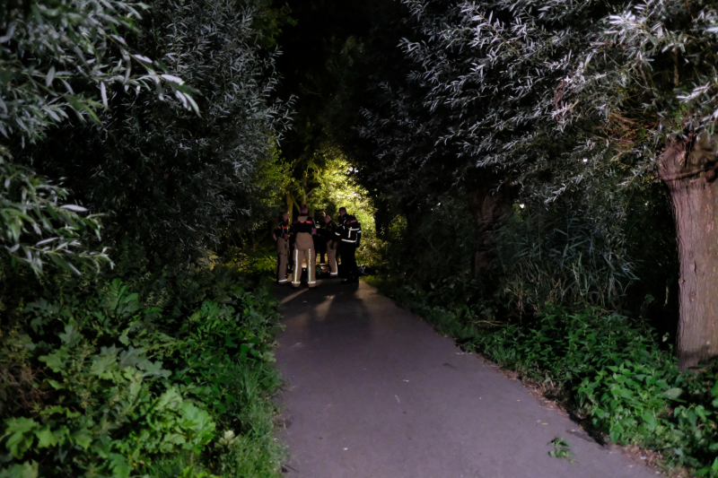 Man gewond na val in water