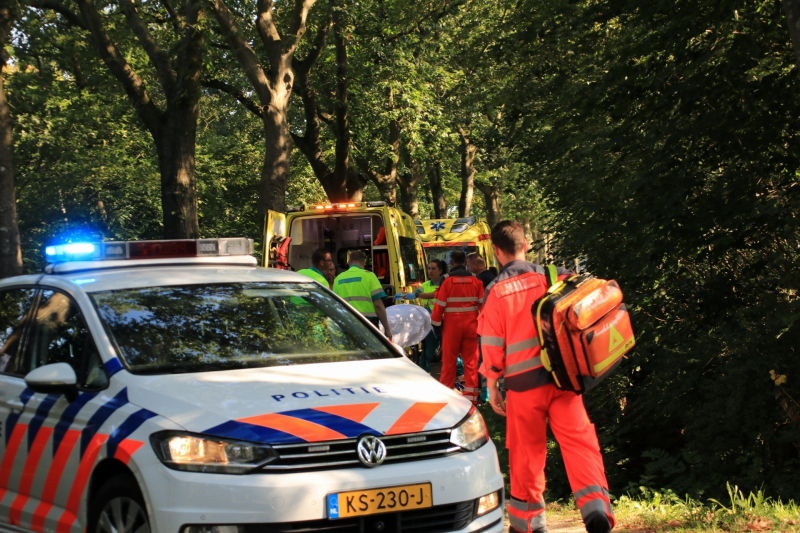 Wielrenner ernstig gewond bij valpartij