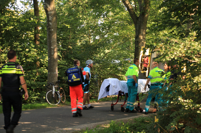 Wielrenner ernstig gewond bij valpartij
