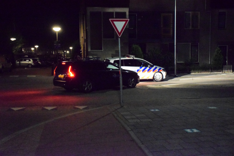 Zes mannen gevlucht na woningoverval