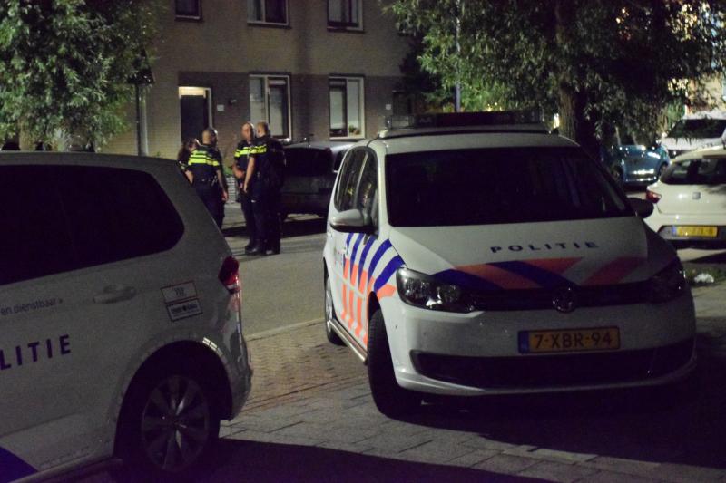 Zes mannen gevlucht na woningoverval