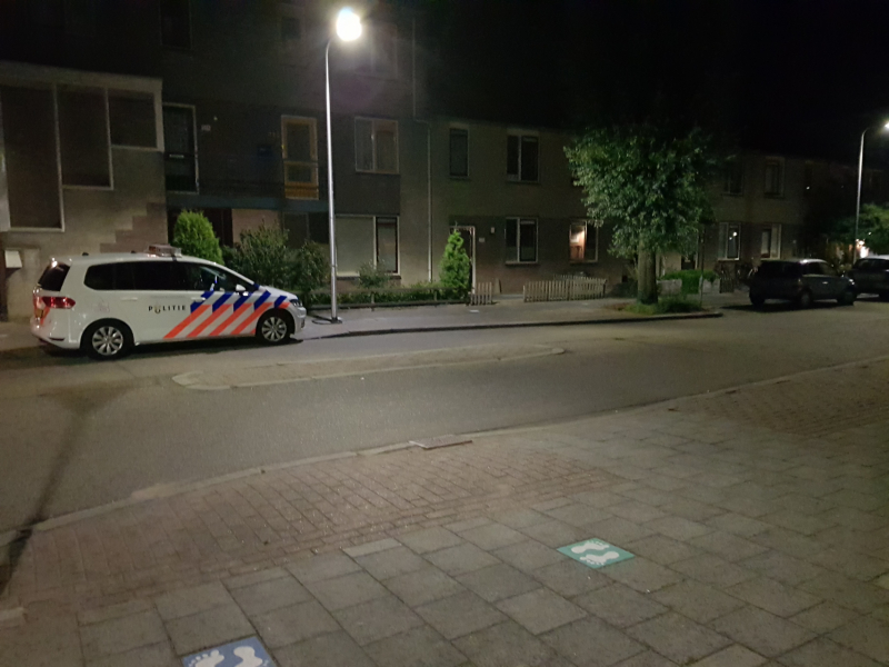 Zes mannen gevlucht na woningoverval