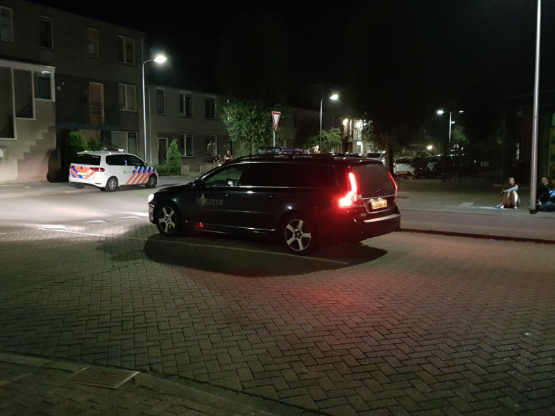 Zes mannen gevlucht na woningoverval