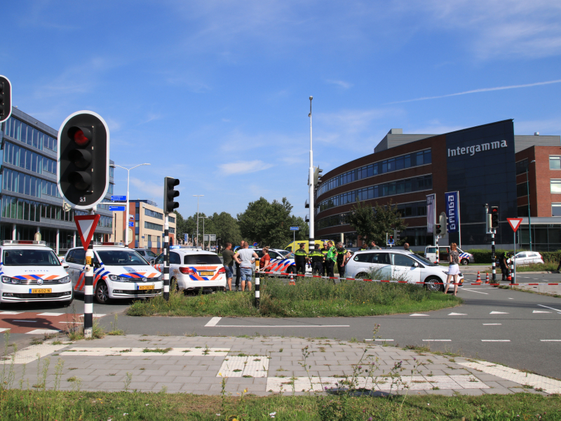 E-bikester overleden na zwaar ongeval op kruising