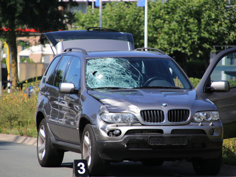 E-bikester overleden na zwaar ongeval op kruising