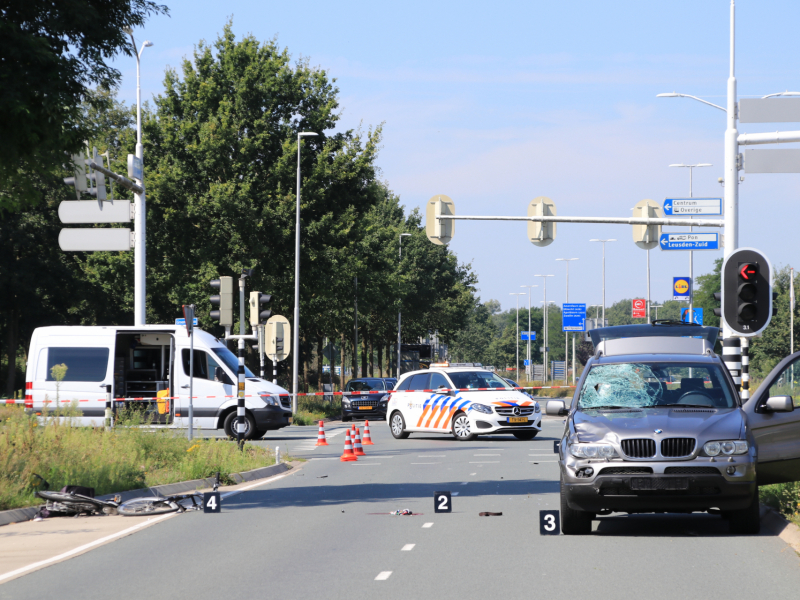 E-bikester overleden na zwaar ongeval op kruising