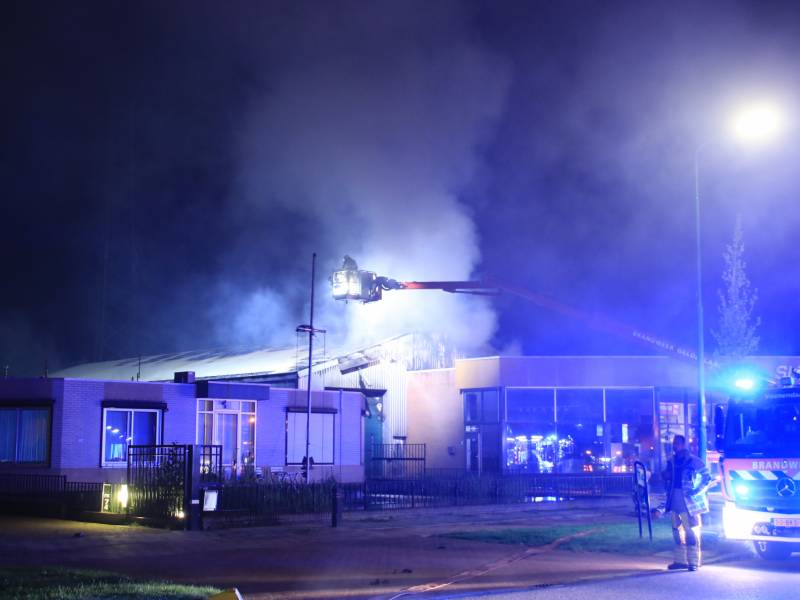 Zeer grote uitslaande brand