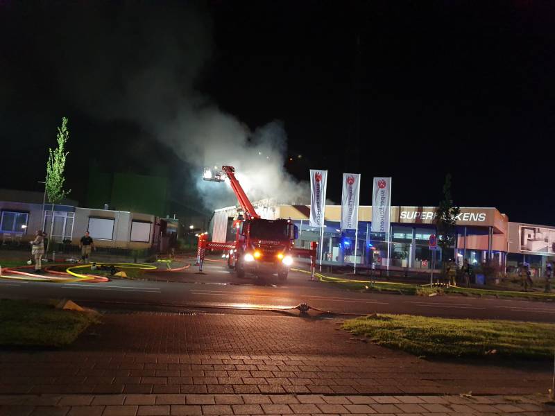 Zeer grote uitslaande brand