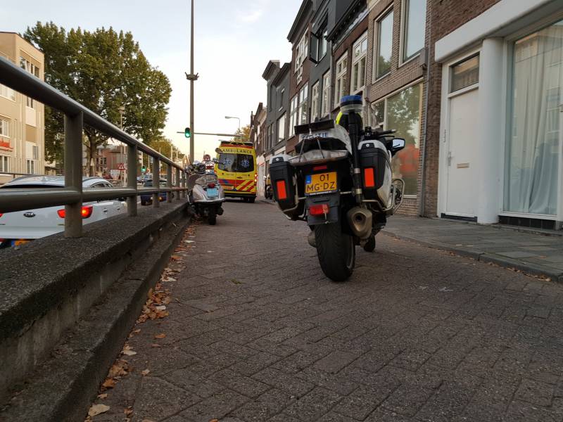 Scooterrijder gewond na aanrijding