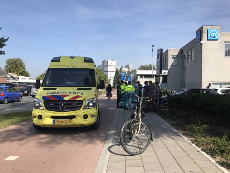 Fietser aangereden door scooter