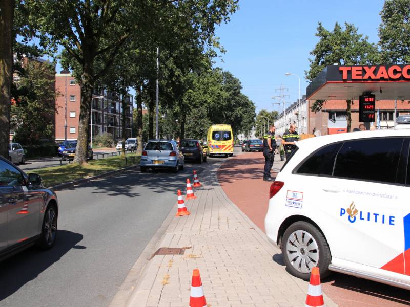 Scooterrijdster gewond bij aanrijding